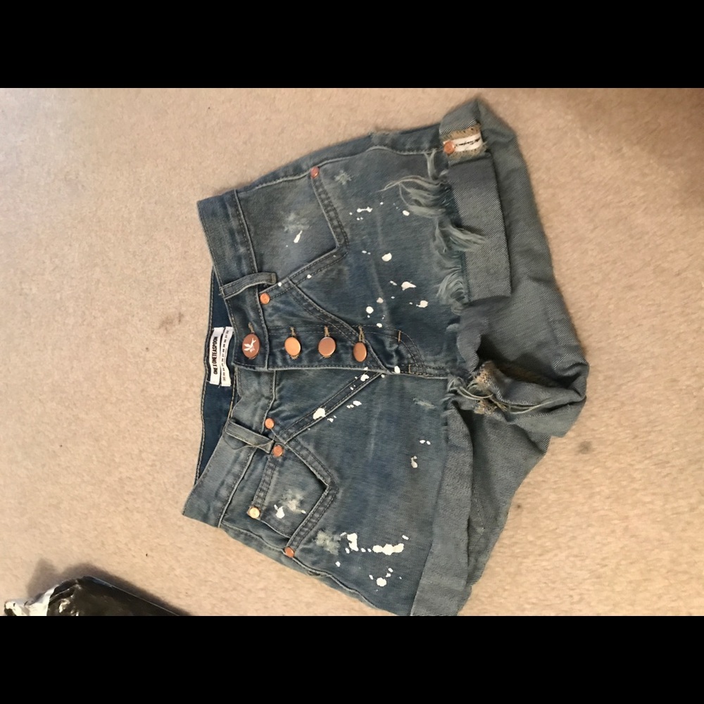 One teaspoon high waisted denim shorts. 23